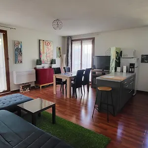 Appartement T2 Intra Muros Spacieux Et Lumineux
